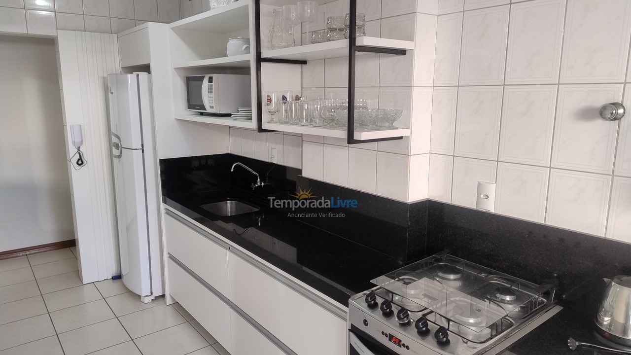 Apartment for vacation rental in Itapema (Meia Praia)