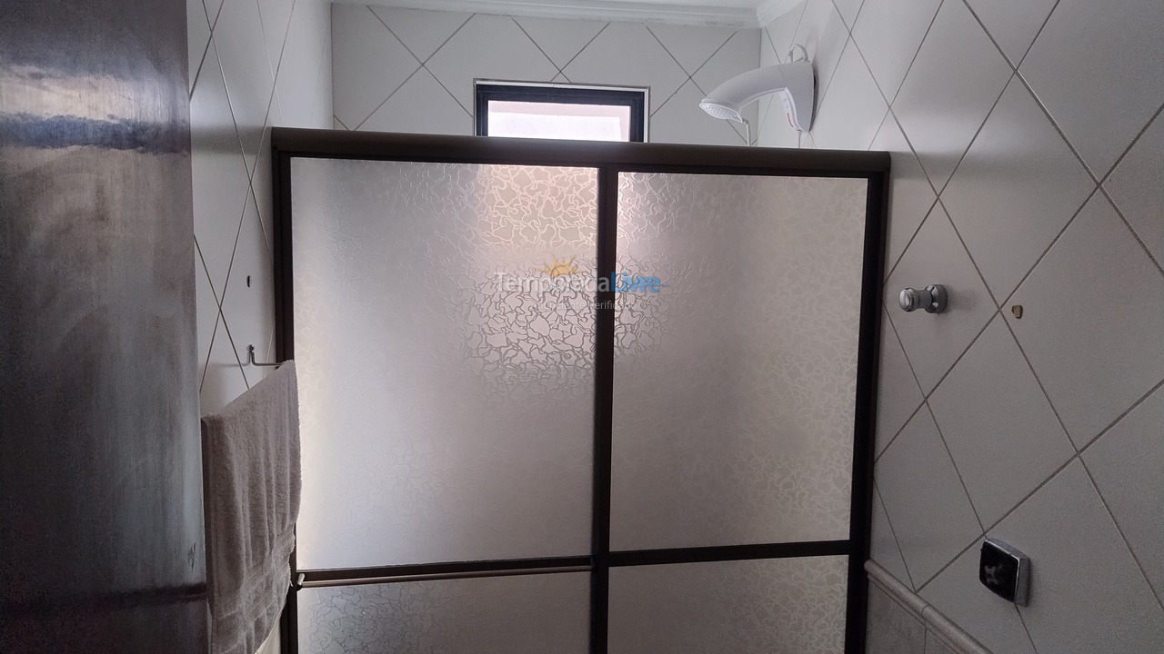 Apartment for vacation rental in Itapema (Meia Praia)