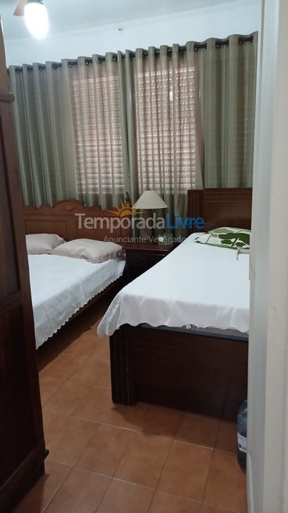 Apartamento para aluguel de temporada em Santos (José Menino)