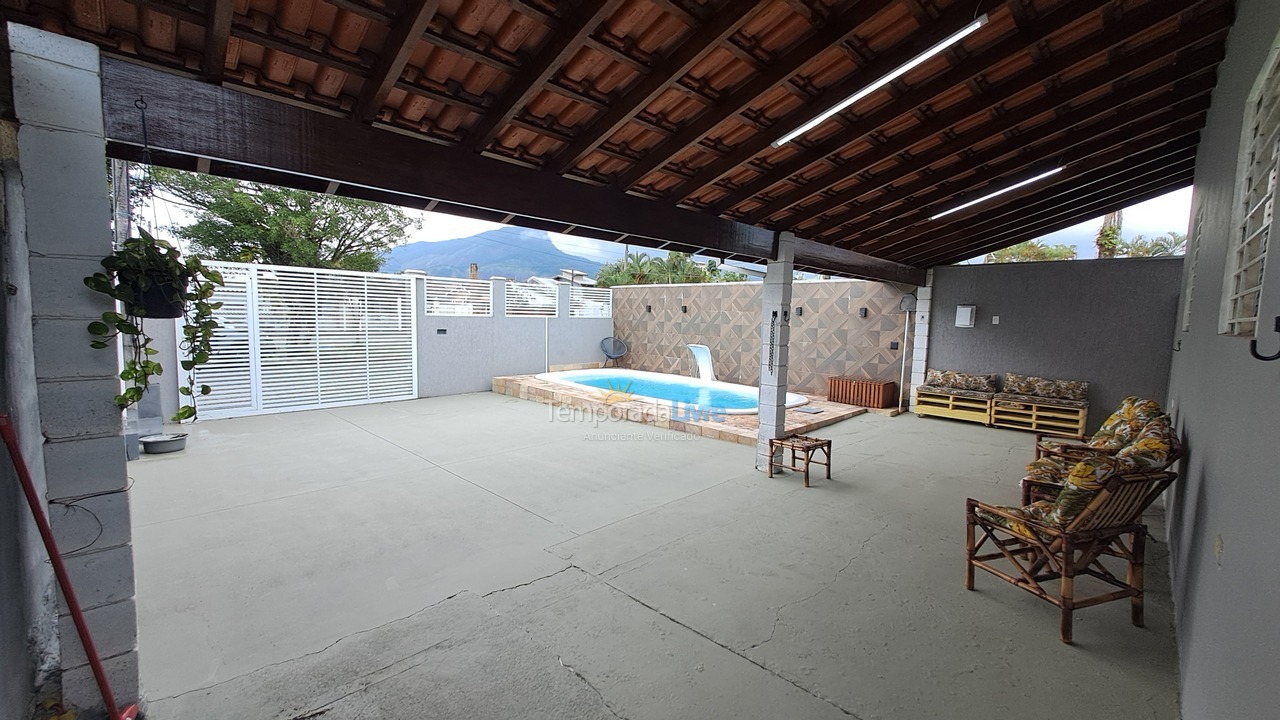 Casa para alquiler de vacaciones em Caraguatatuba (Aruan)