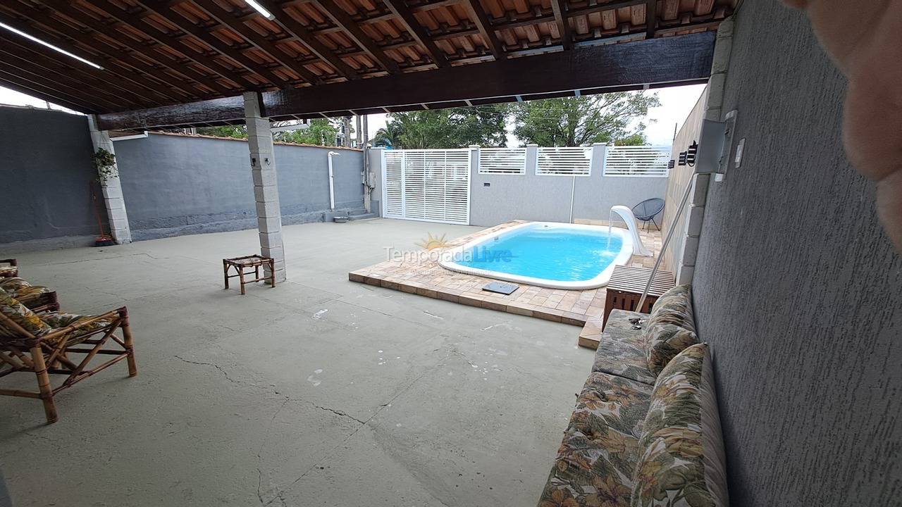 Casa para alquiler de vacaciones em Caraguatatuba (Aruan)