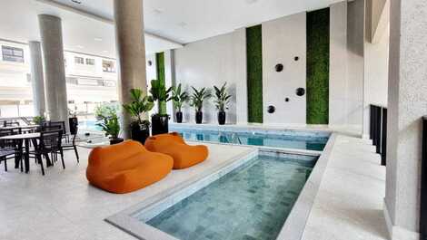 Apartamento com piscina - Praia de Canto Grande