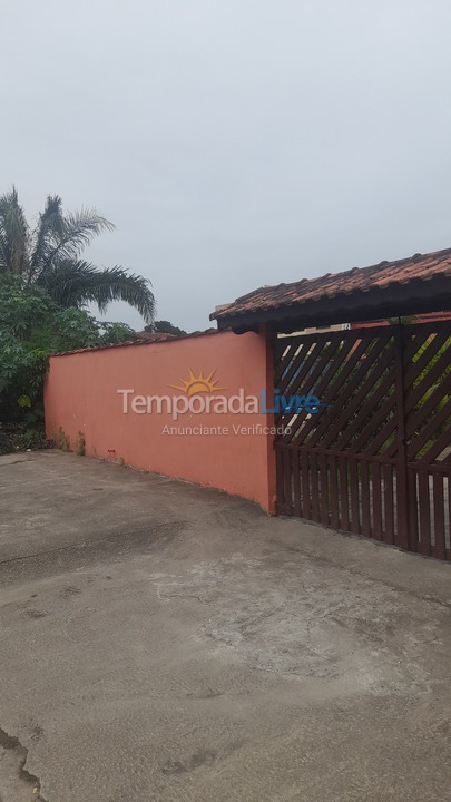 House for vacation rental in Itanhaém (Balneário Gaivotas)