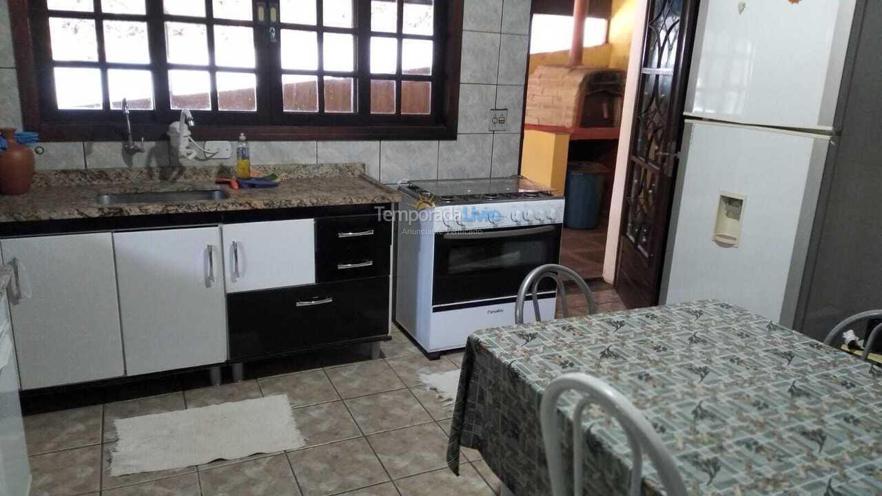 Chácara / sítio para aluguel de temporada em Atibaia (Portão)