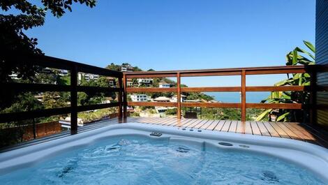 Modern Mansion in Joatinga, Charm and Sophistication with Sea View