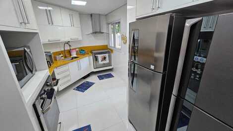 Casa en Riviera de São Lourenço módulo 20 cerca de la playa