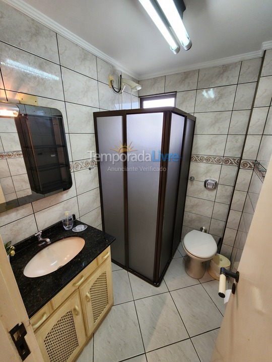 Apartamento para alquiler de vacaciones em Itapema (Meia Praia)