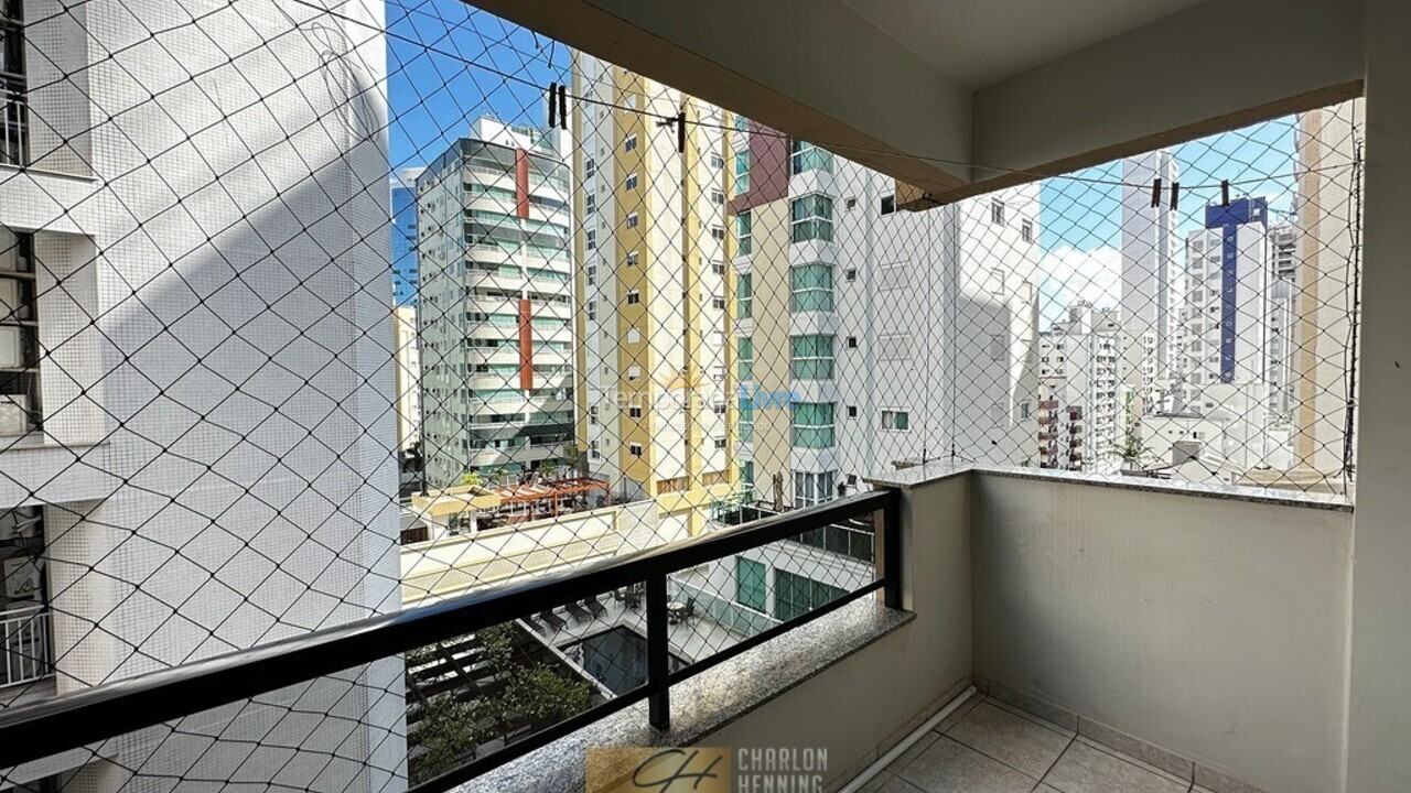 Apartamento para aluguel de temporada em Balneário Camboriú (Centro)
