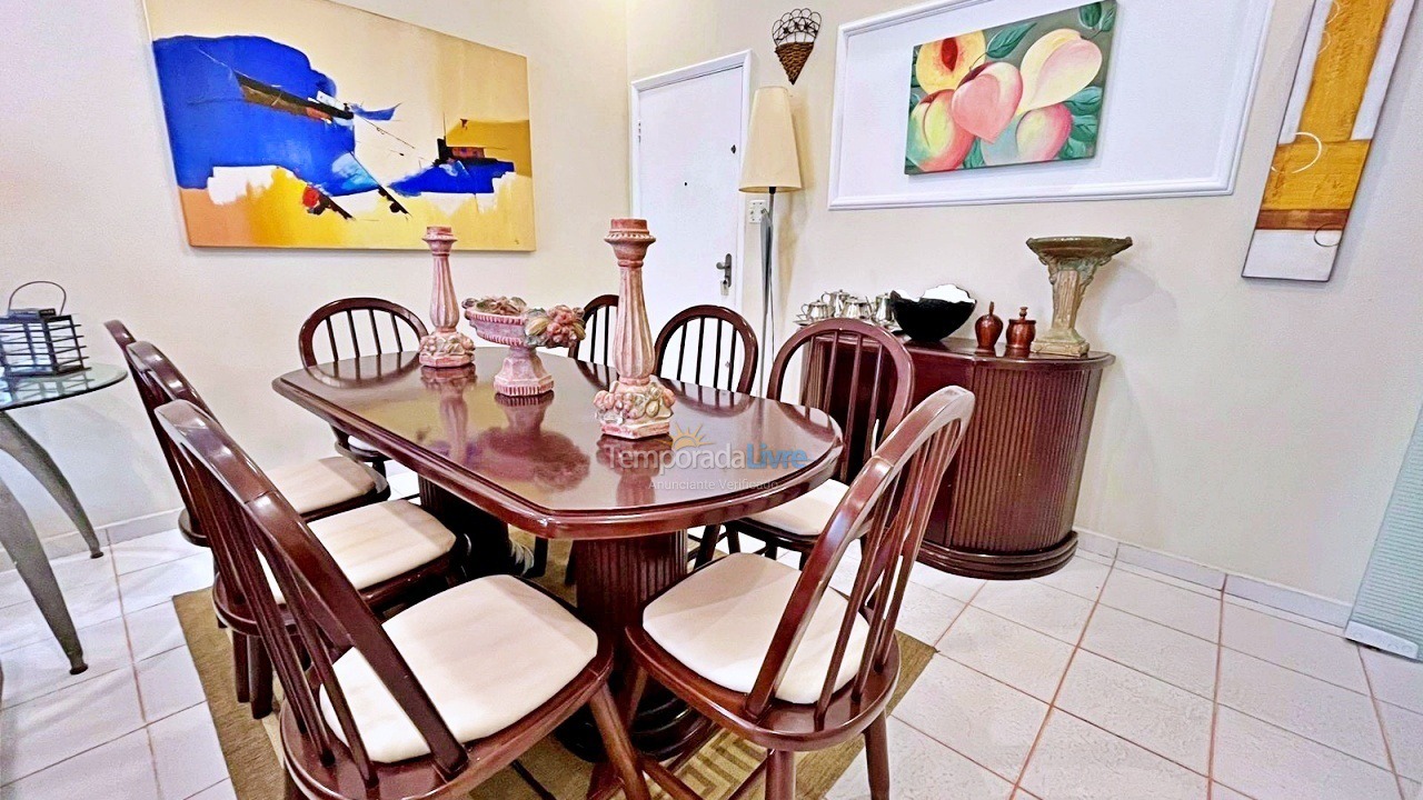 Apartamento para aluguel de temporada em Guarujá (Pitangueiras)