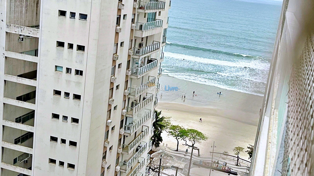 Apartamento para aluguel de temporada em Guarujá (Pitangueiras)