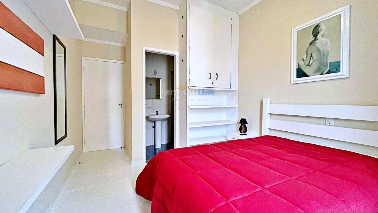 Apartamento para aluguel de temporada em Guarujá (Pitangueiras)