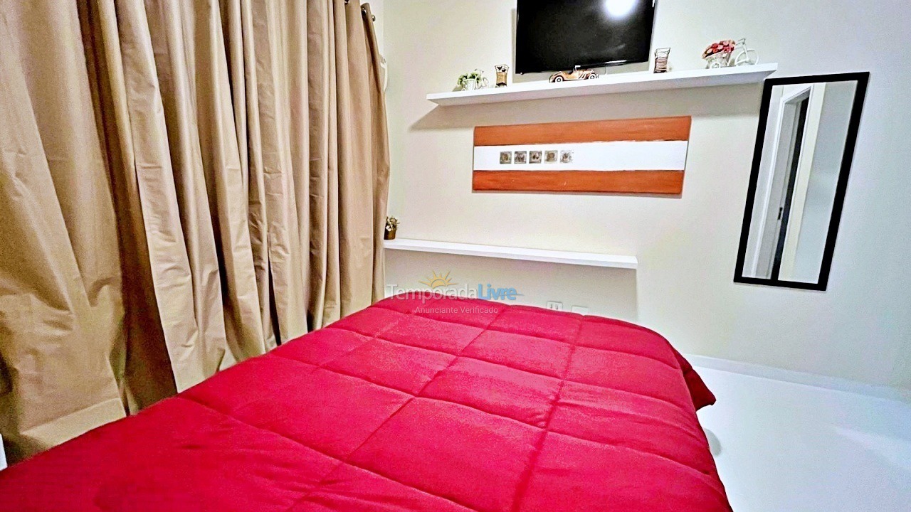 Apartamento para aluguel de temporada em Guarujá (Pitangueiras)