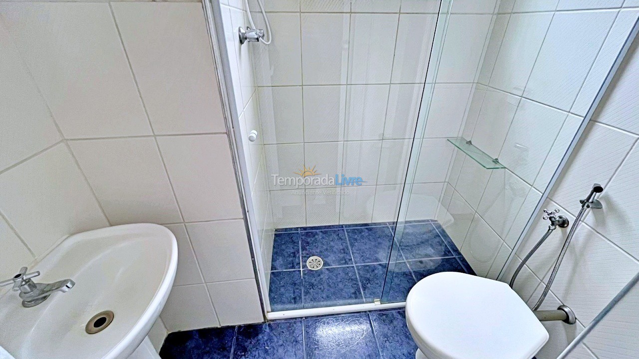 Apartamento para aluguel de temporada em Guarujá (Pitangueiras)