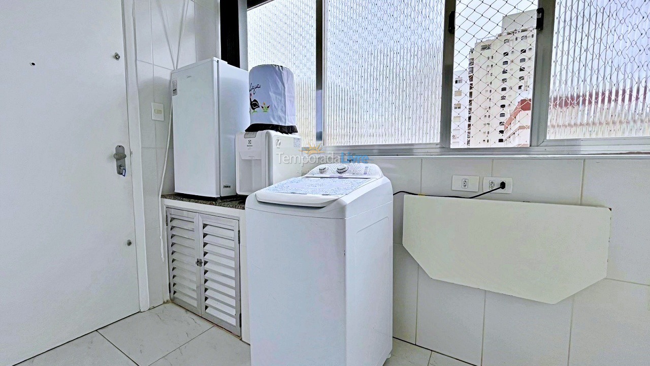 Apartamento para aluguel de temporada em Guarujá (Pitangueiras)