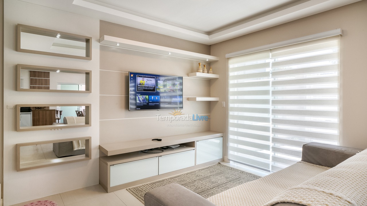 Apartamento para aluguel de temporada em Bombinhas (Canto Grande)