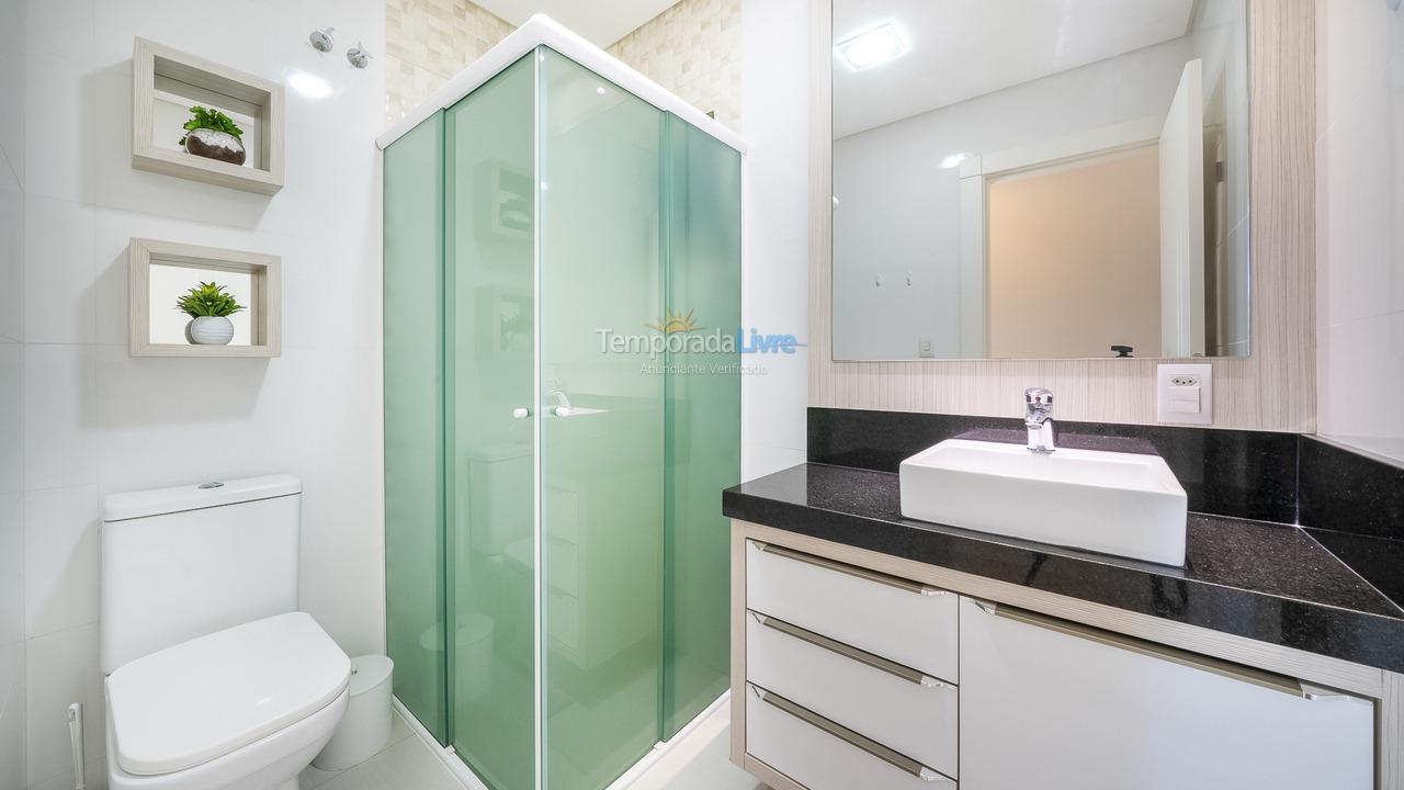 Apartamento para aluguel de temporada em Bombinhas (Canto Grande)