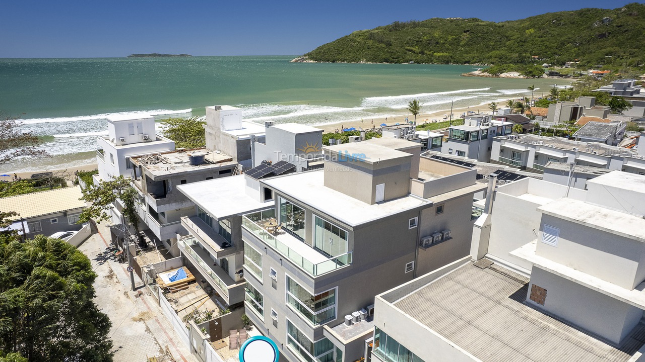 Apartamento para aluguel de temporada em Bombinhas (Canto Grande)