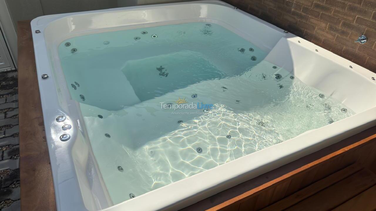 Apartamento para aluguel de temporada em Bombinhas (Canto Grande)