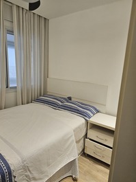 Quarto 2 com cama casal 