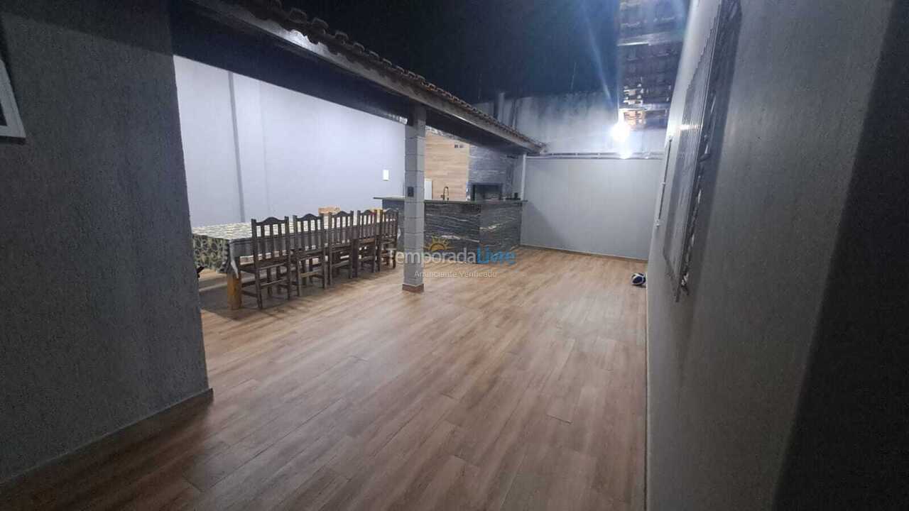Casa para alquiler de vacaciones em Caraguatatuba (Aruan)