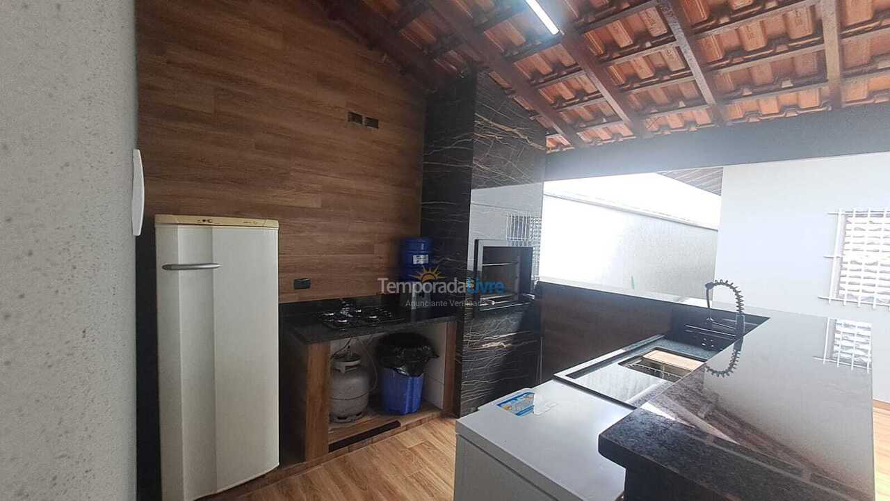 Casa para alquiler de vacaciones em Caraguatatuba (Aruan)