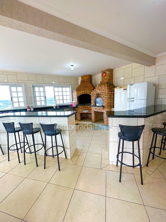 Casa para aluguel de temporada em Igaratá (Condominio águas de Igarata)