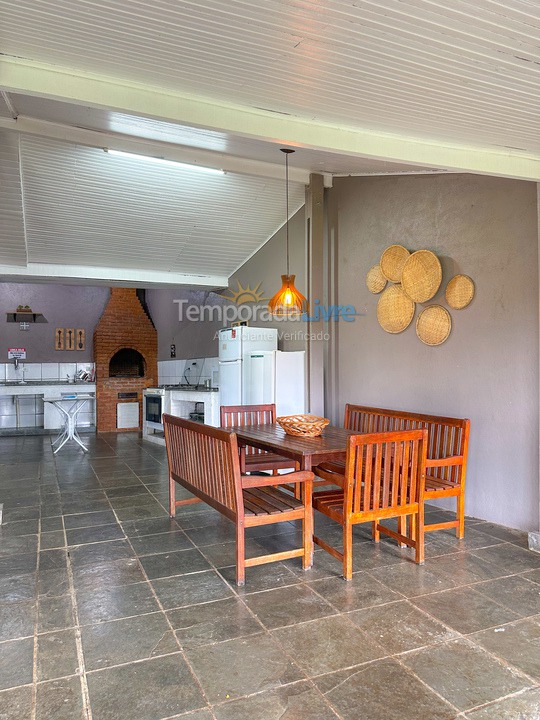 Casa para aluguel de temporada em Igaratá (Condominio águas de Igarata)