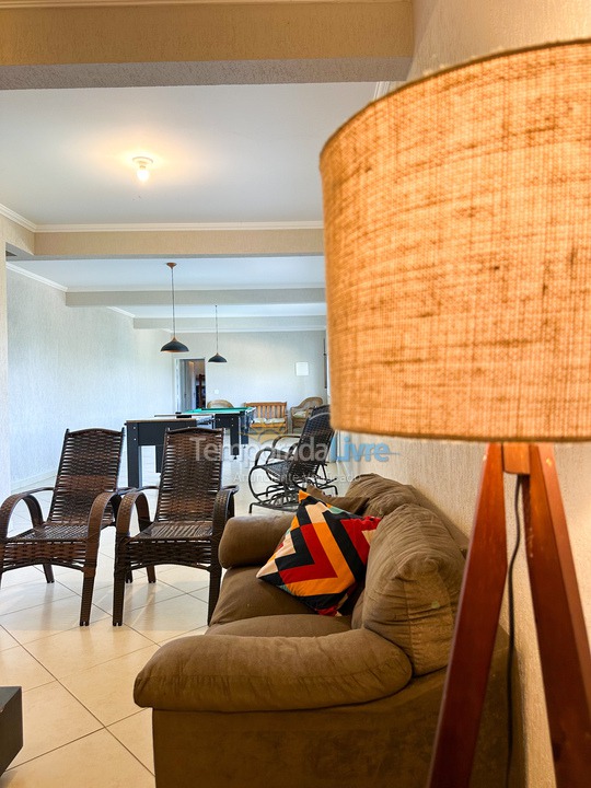 Casa para aluguel de temporada em Igaratá (Condominio águas de Igarata)