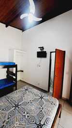 Alugo SUÍTES em Maranduba, à 100 metros da praia