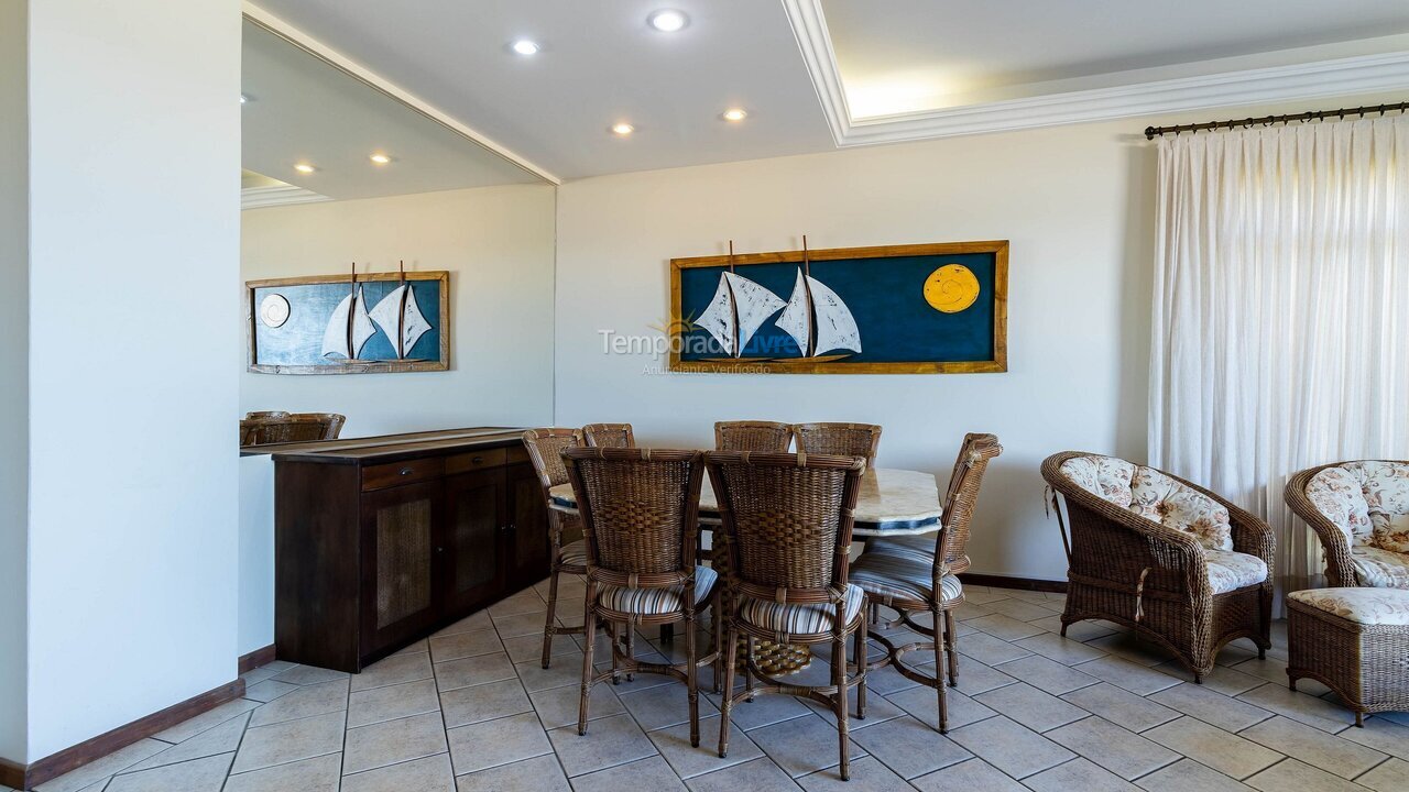 Apartamento para aluguel de temporada em Bombinhas (Praia de Bombas)