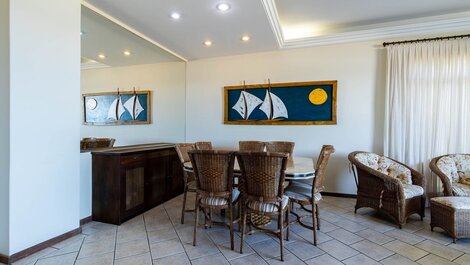 Maravilhoso triplex beira mar para aluguel Bombas