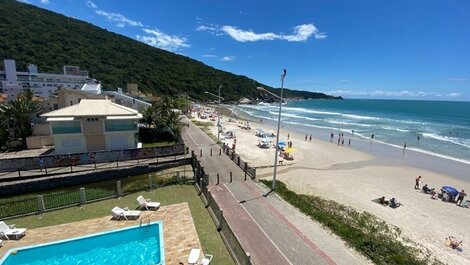 Apartamento para alugar em Bombinhas - Praia de Bombas