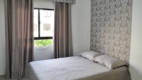 Apartamento 04 dormitórios, vista mar em Bombas