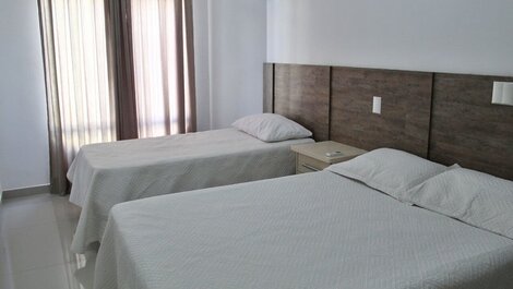 Apartamento 04 dormitórios, vista mar em Bombas