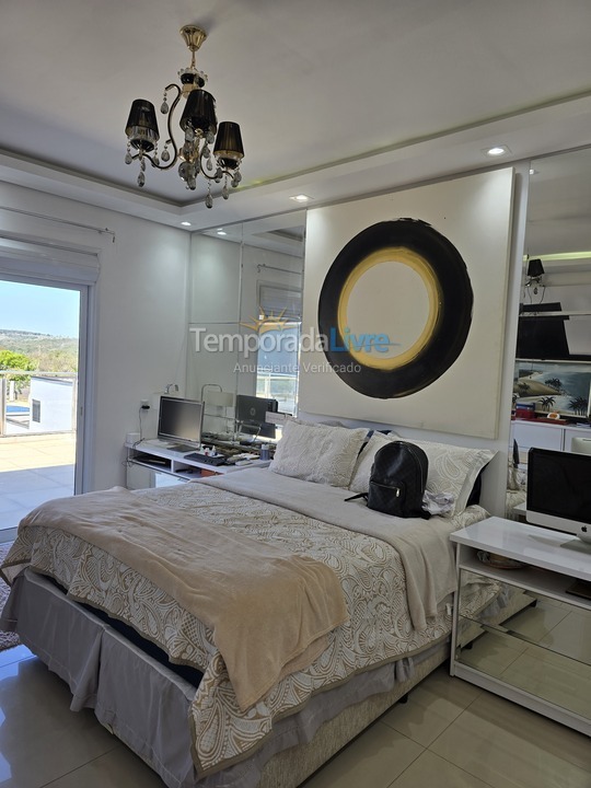 Casa para aluguel de temporada em Paranapanema (Riviera de Santa Cristina Xiii)