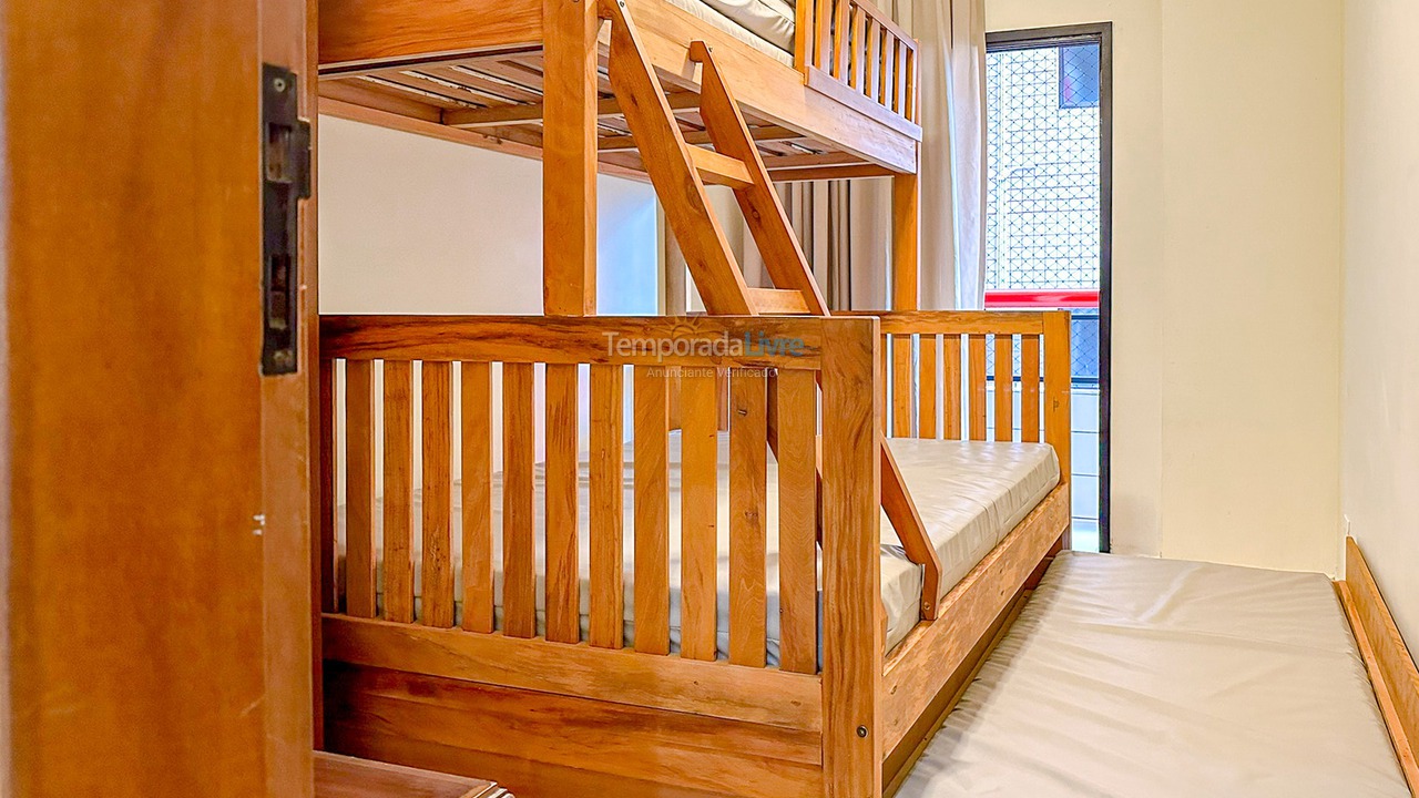 Apartamento para aluguel de temporada em Praia Grande (Vila Tupi)