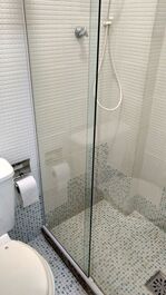 Apartamento de 3 quartos e 1 vaga na garagem no Centro de Cabo Frio/RJ