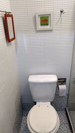 Apartamento de 3 quartos e 1 vaga na garagem no Centro de Cabo Frio/RJ