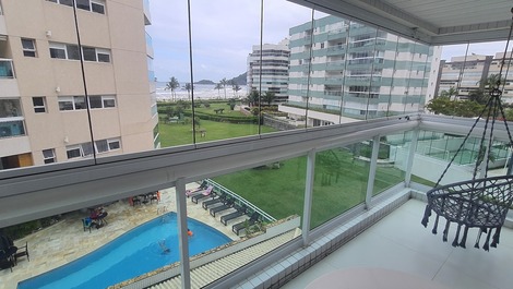 Apartamento Vista para o Mar com 3 dormitórios de São Lourenço