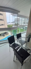 Apartamento Vista para o Mar com 3 dormitórios de São Lourenço
