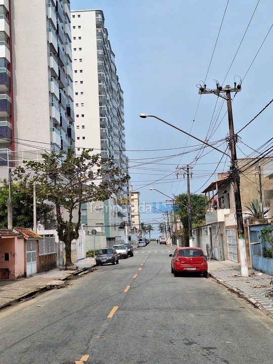 Apartment for vacation rental in Praia Grande (Vila Tupy)