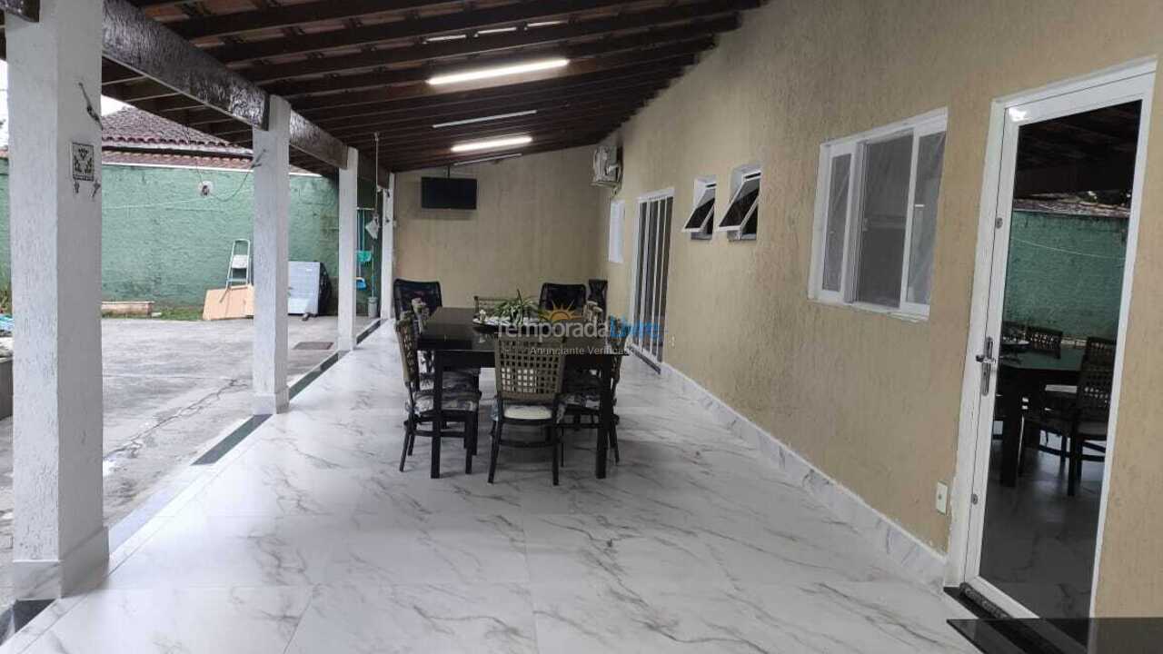 Casa para aluguel de temporada em Caraguatatuba (Porto Novo)