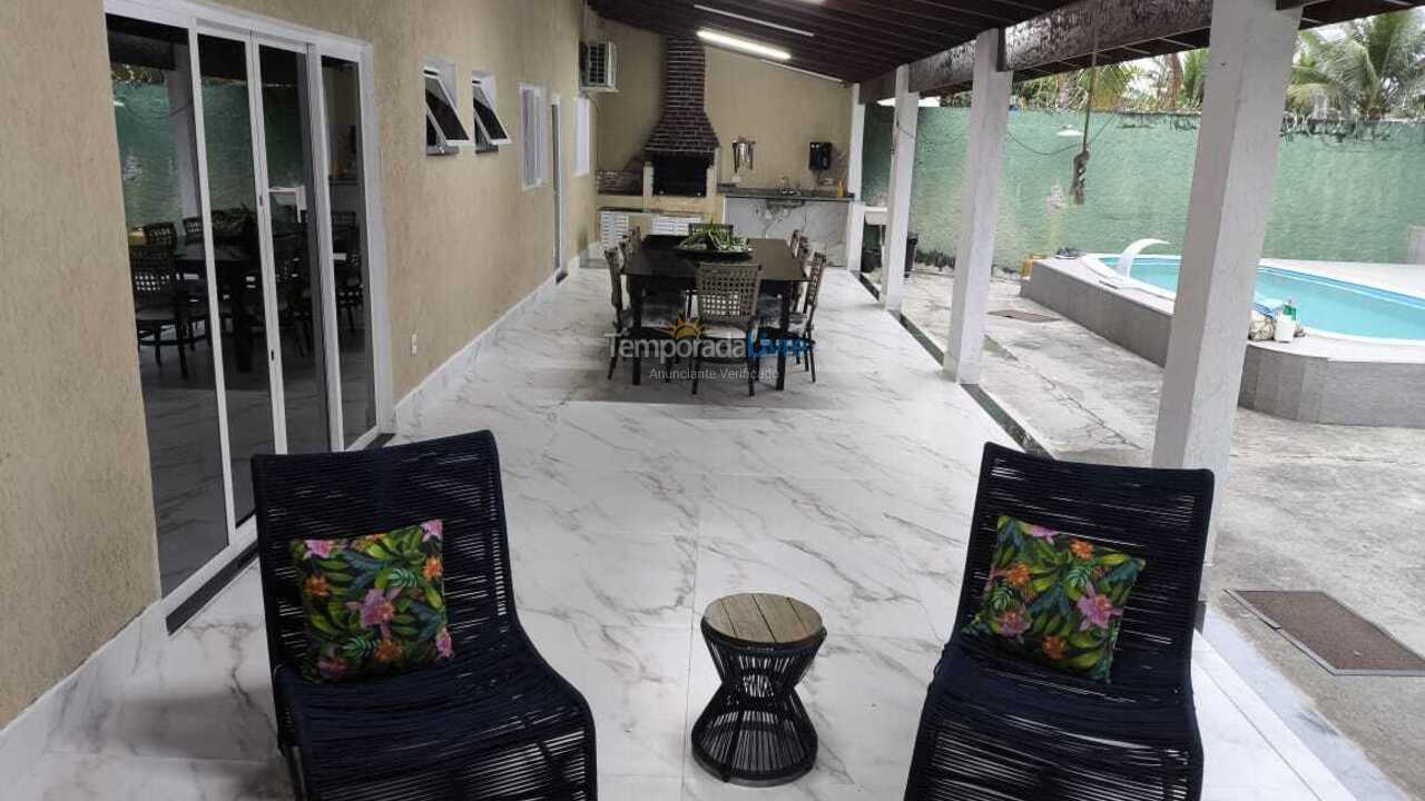 Casa para aluguel de temporada em Caraguatatuba (Porto Novo)