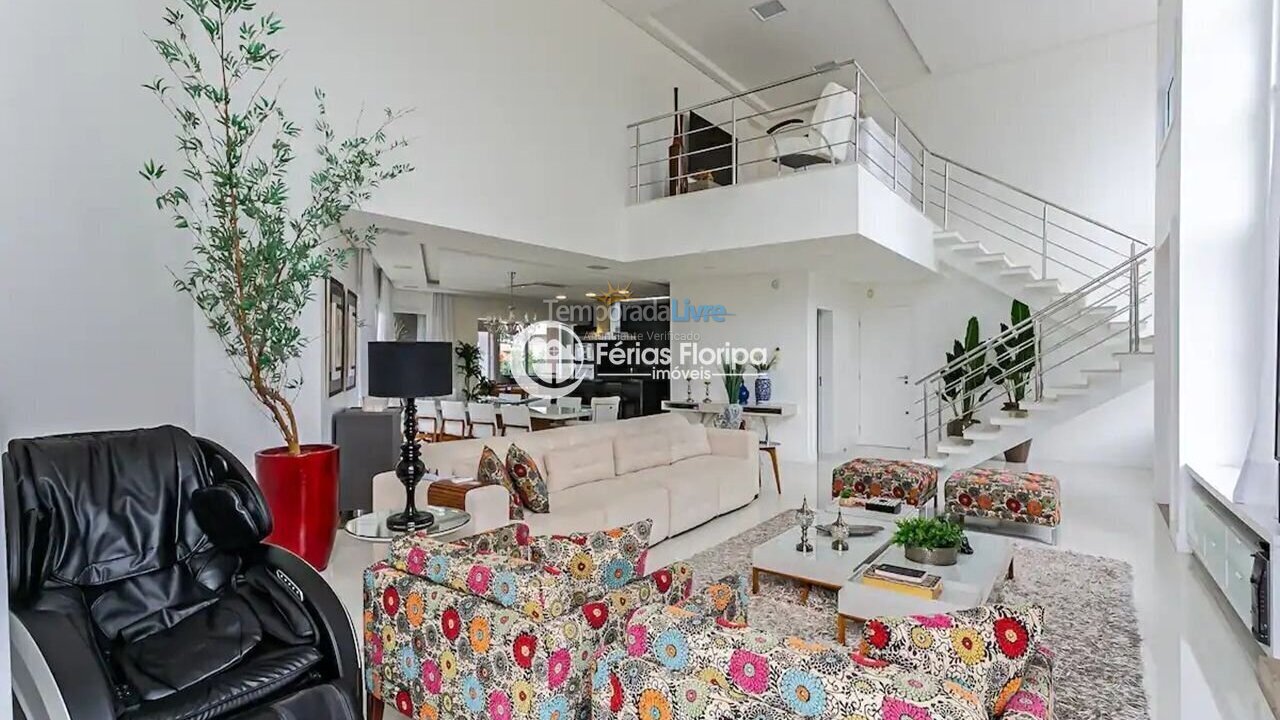 Casa para aluguel de temporada em Florianópolis (Rio Tavares)