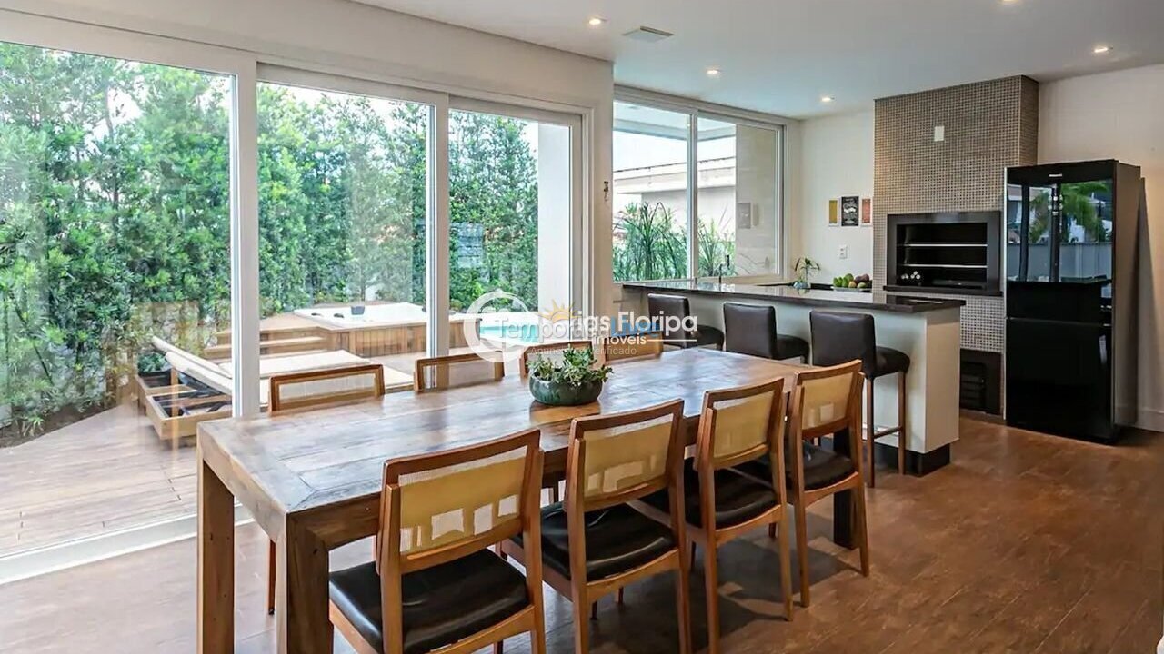 Casa para aluguel de temporada em Florianópolis (Rio Tavares)