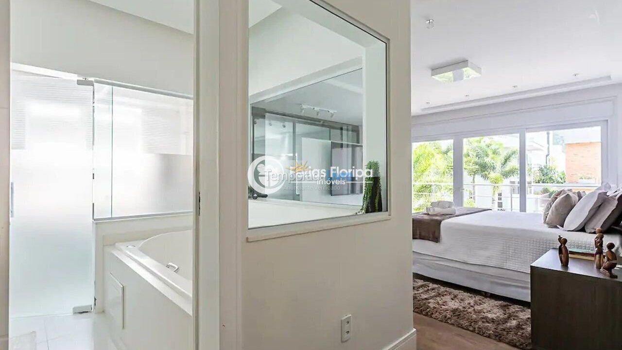 Casa para aluguel de temporada em Florianópolis (Rio Tavares)