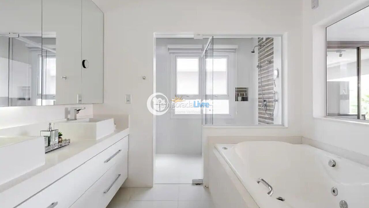 Casa para aluguel de temporada em Florianópolis (Rio Tavares)