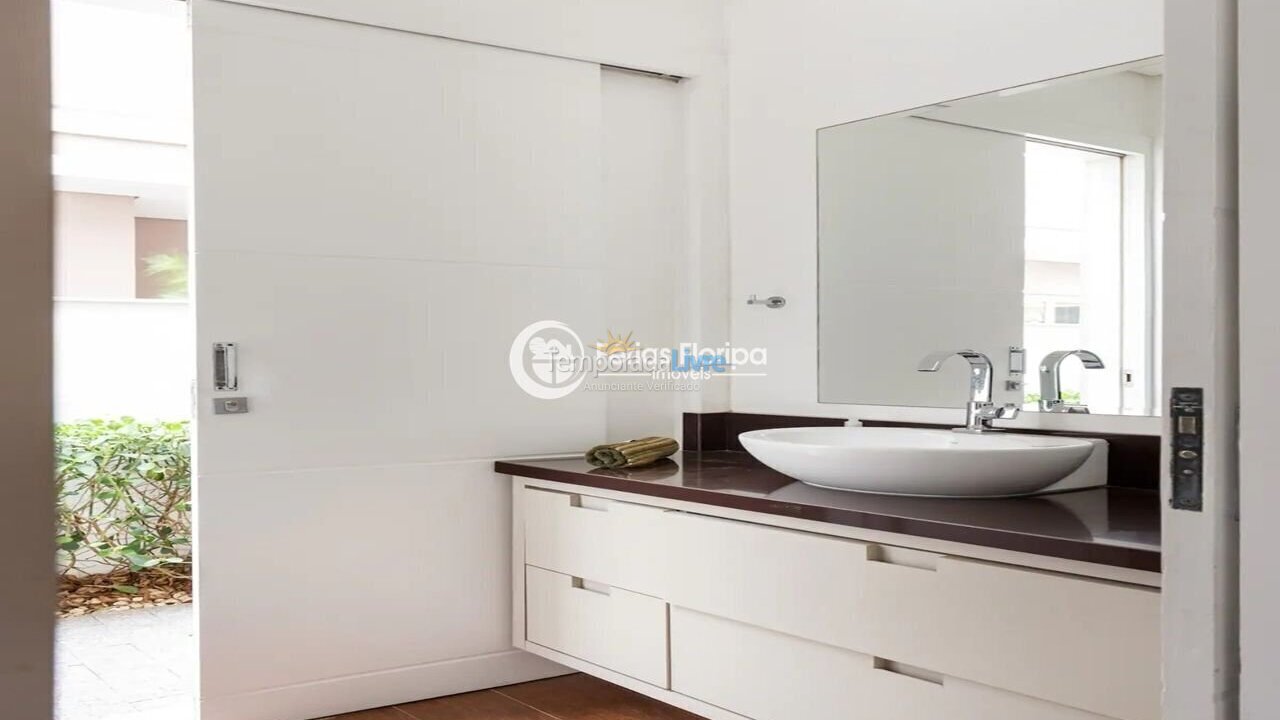 Casa para aluguel de temporada em Florianópolis (Rio Tavares)