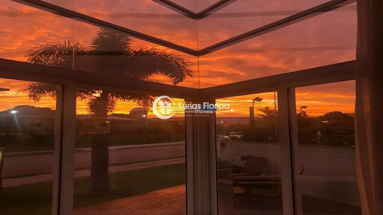 Casa para aluguel de temporada em Florianópolis (Rio Tavares)