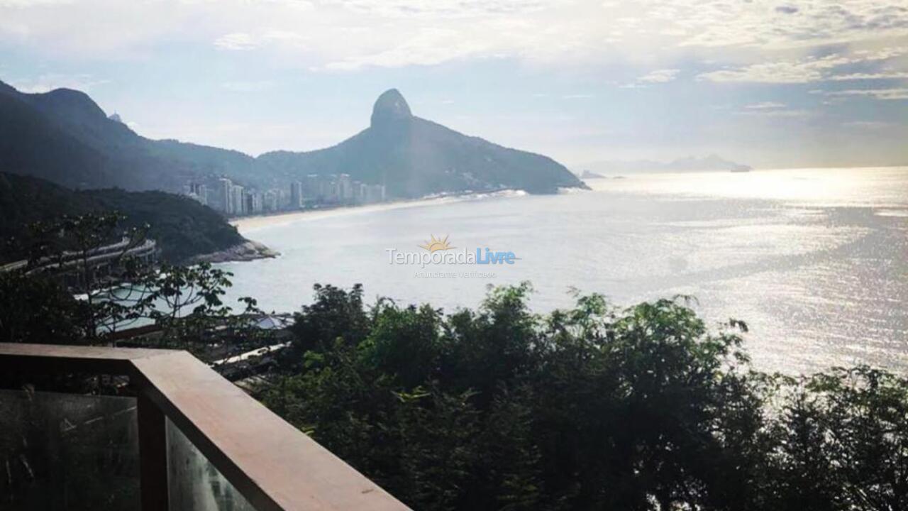 Casa para aluguel de temporada em Rio de Janeiro (Barra da Tijuca)